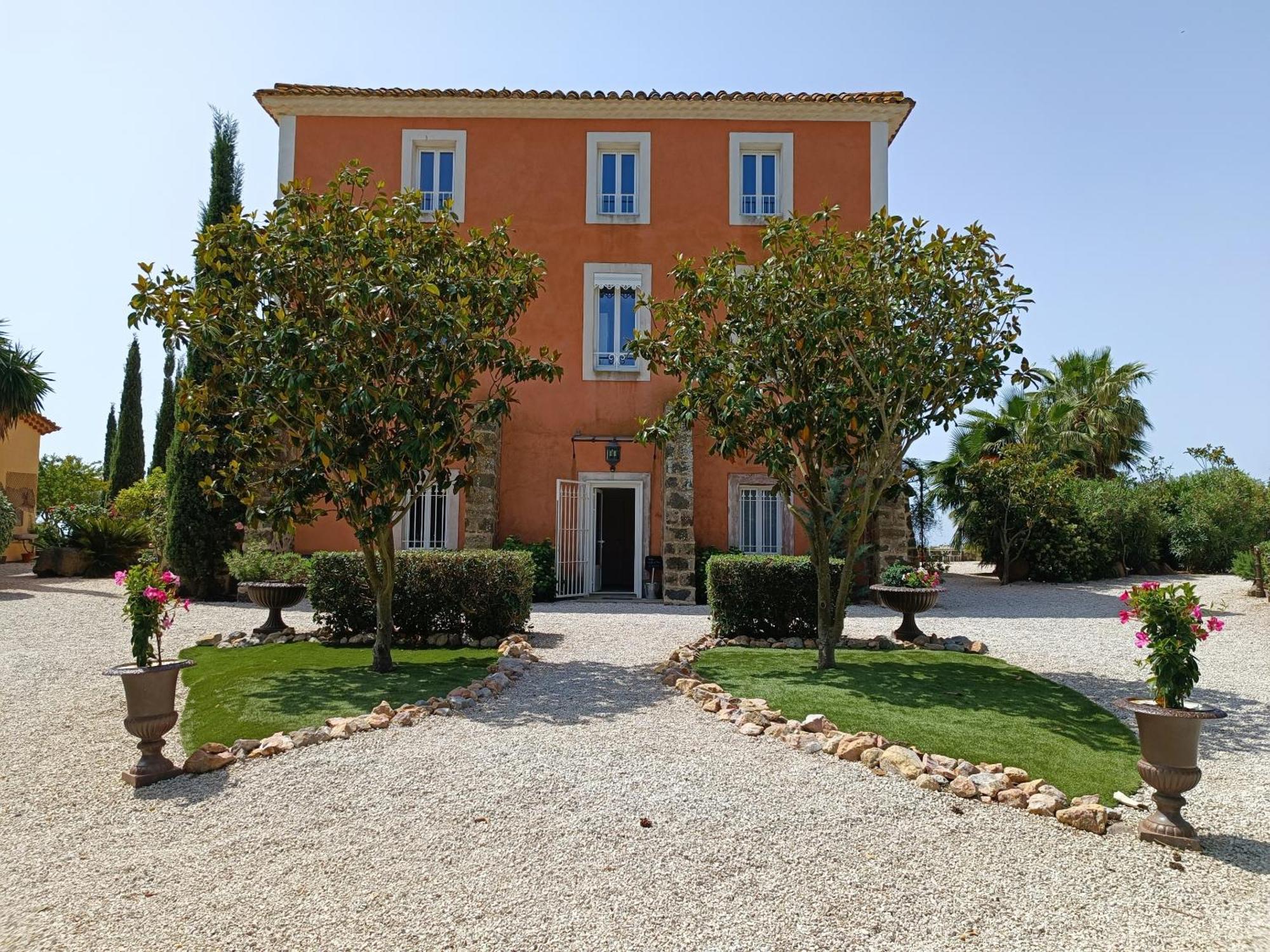 Domaine De Roque Haute Portiragnes Exteriör bild